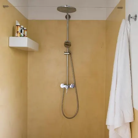 Adelphia, Luxury In Alonnisos Lodge Ισώματα