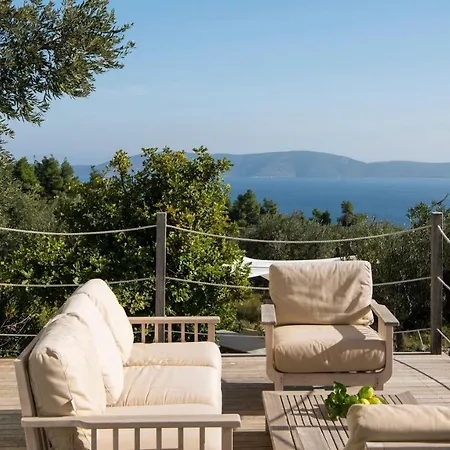 Adelphia, Luxury In Alonnisos Lodge Isomata