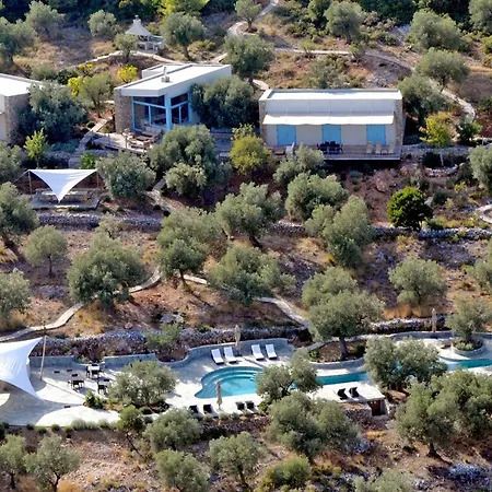 Adelphia, Luxury In Alonnisos *